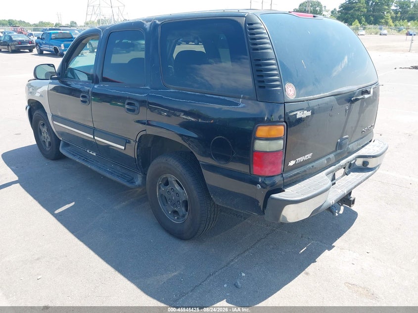 2004 CHEVROLET TAHOE auction photo 3