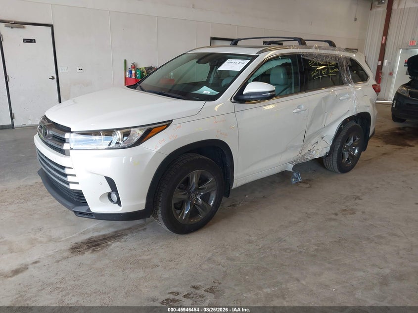 TOYOTA HIGHLANDER 2018 VIN 5TDDZRFHXJS821436