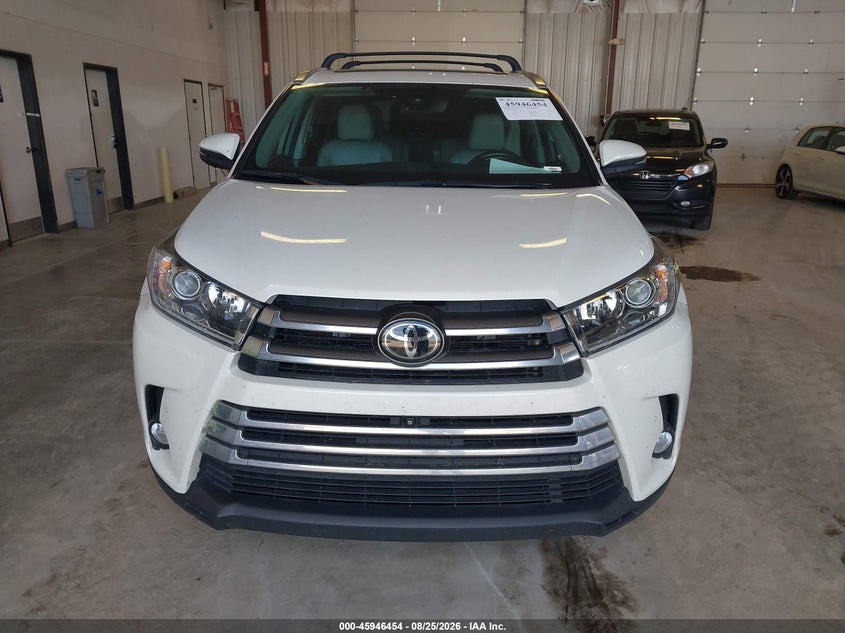 TOYOTA HIGHLANDER - zdjęcie 12