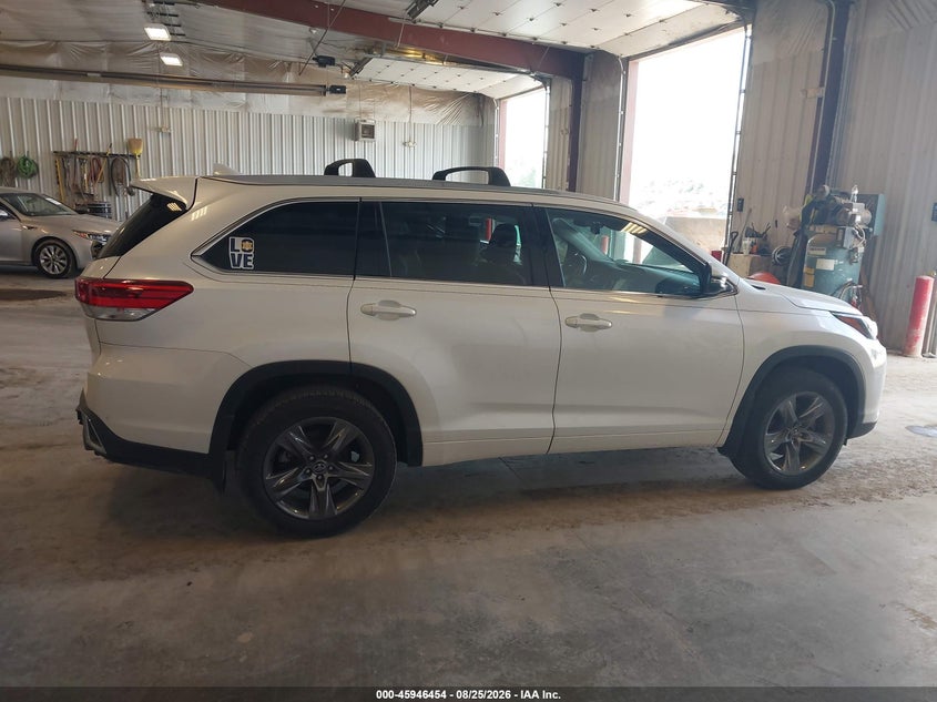 TOYOTA HIGHLANDER - zdjęcie 13