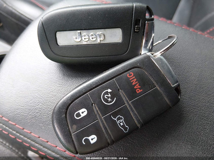 2019 JEEP COMPASS TRAILHAWK 4X4 · Фото 11