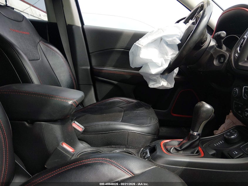 2019 JEEP COMPASS TRAILHAWK 4X4 · Фото 5