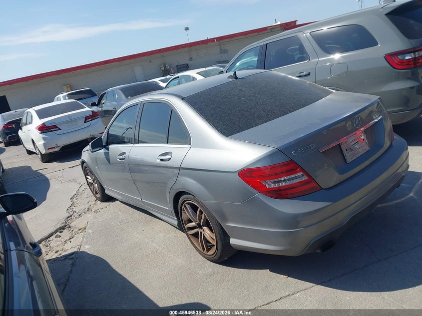 MERCEDES-BENZ C 250 2012 VIN WDDGF4HB8CR217960