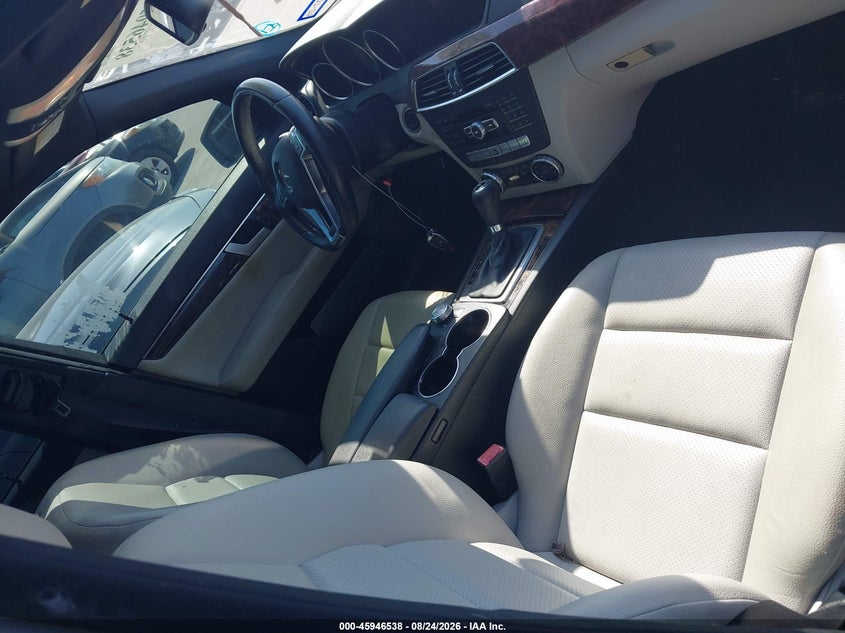 2012 MERCEDES-BENZ C 250 auction photo 5