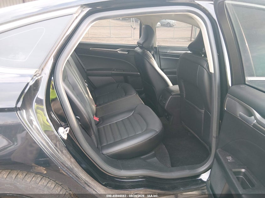 2018 FORD FUSION auction photo 8