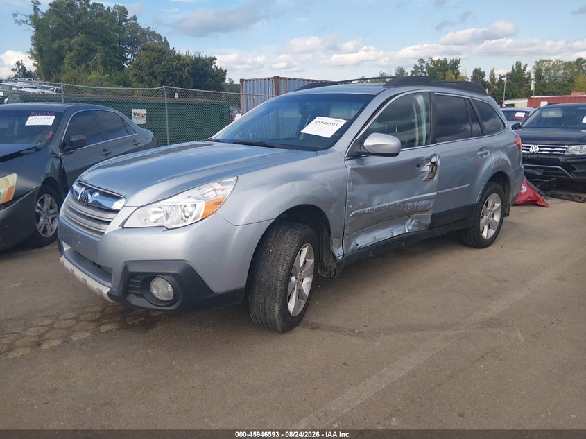 2014 Subaru Outback, Left Side, IAAI, VIN 4S4BRCLC0E3295544 — photo 2