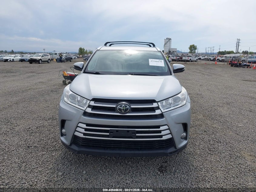 TOYOTA HIGHLANDER - zdjęcie 12