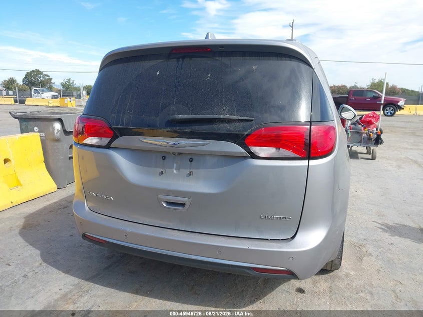 CHRYSLER PACIFICA - zdjęcie 17