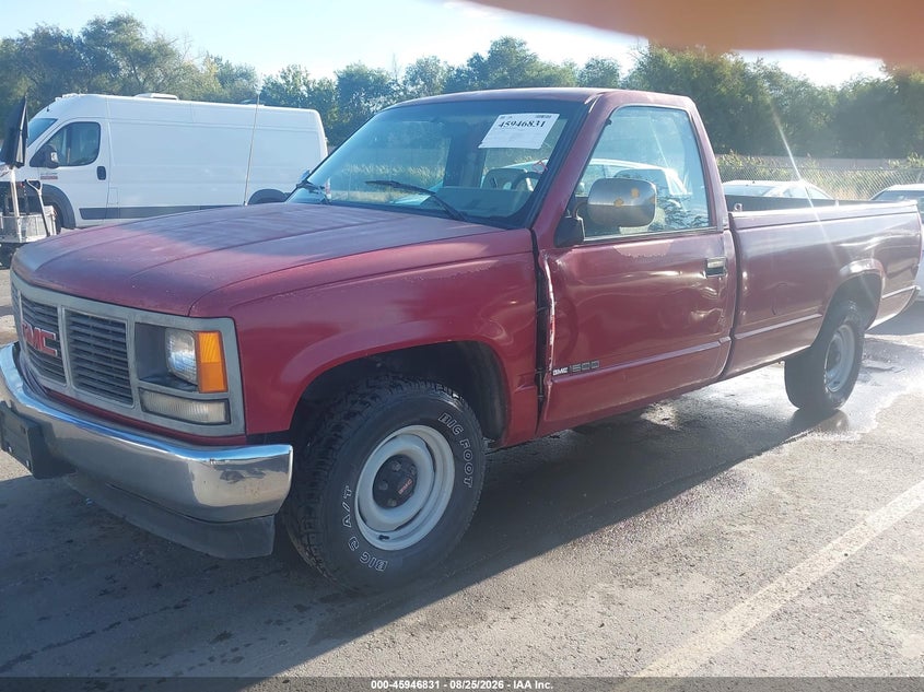1992 GMC Sierra, Left Side, IAAI, VIN 1GTDC14Z9NE517802 — photo 2