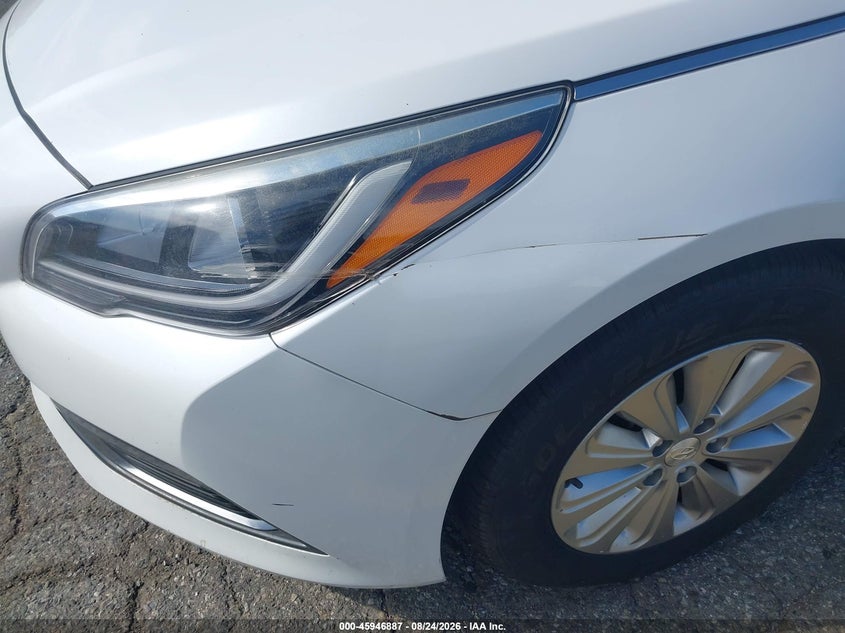 2016 HYUNDAI SONATA HYBRID auction photo 6