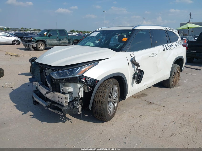 2021 Toyota Highlander, Rollover, IAAI, VIN 5TDFZRAH8MS039186 — photo 2