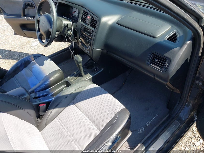 2002 INFINITI G20 auction photo 5