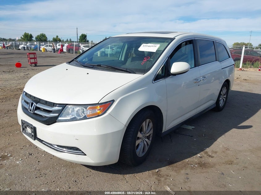2015 Honda Odyssey, Normal Wear & Tear, IAAI, VIN 5FNRL5H64FB010447 — photo 2