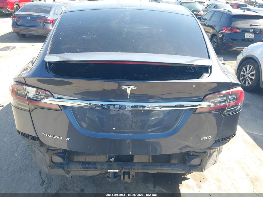 TESLA MODEL X - zdjęcie 17