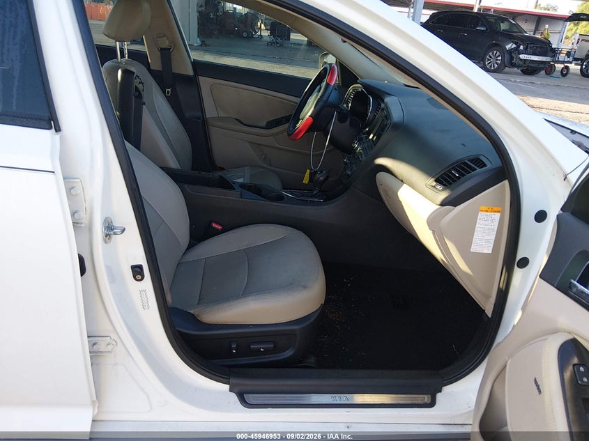 2013 KIA OPTIMA HYBRID auction photo 5