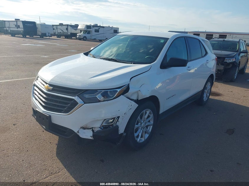 2019 Chevrolet Equinox, Left Front, IAAI, VIN 3GNAXHEV5KS680791 — photo 2