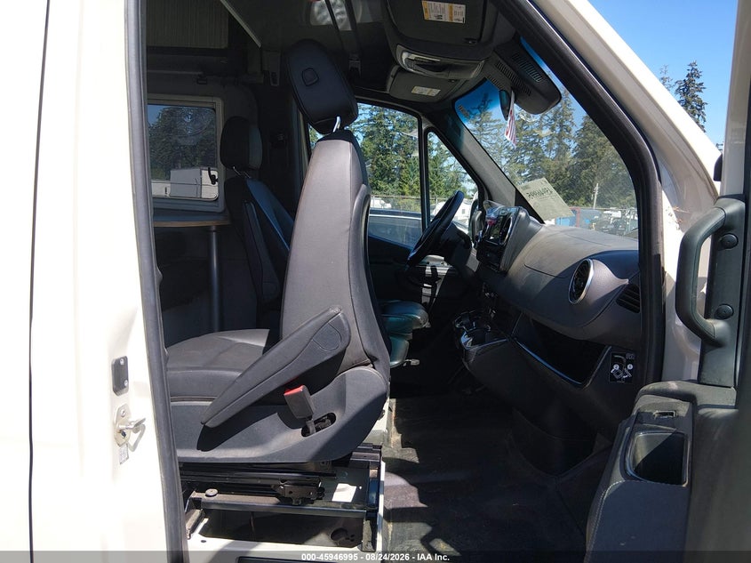 2022 MERCEDES SPRINTER 2500 auction photo 5