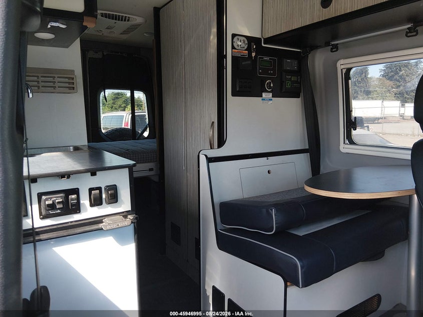 2022 MERCEDES SPRINTER 2500 auction photo 8