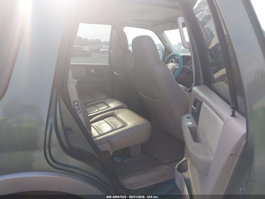 FORD EXPEDITION 2004 VIN 1FMFU17L94LA43319