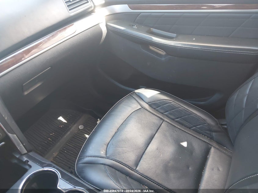 2017 FORD EXPLORER auction photo 5