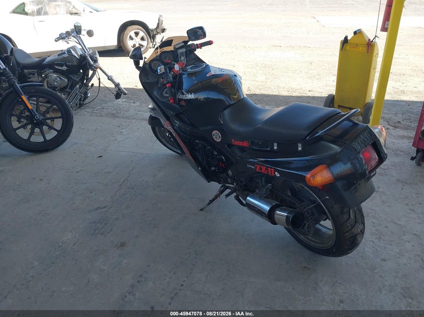 1992 KAWASAKI ZX1100 auction photo 3