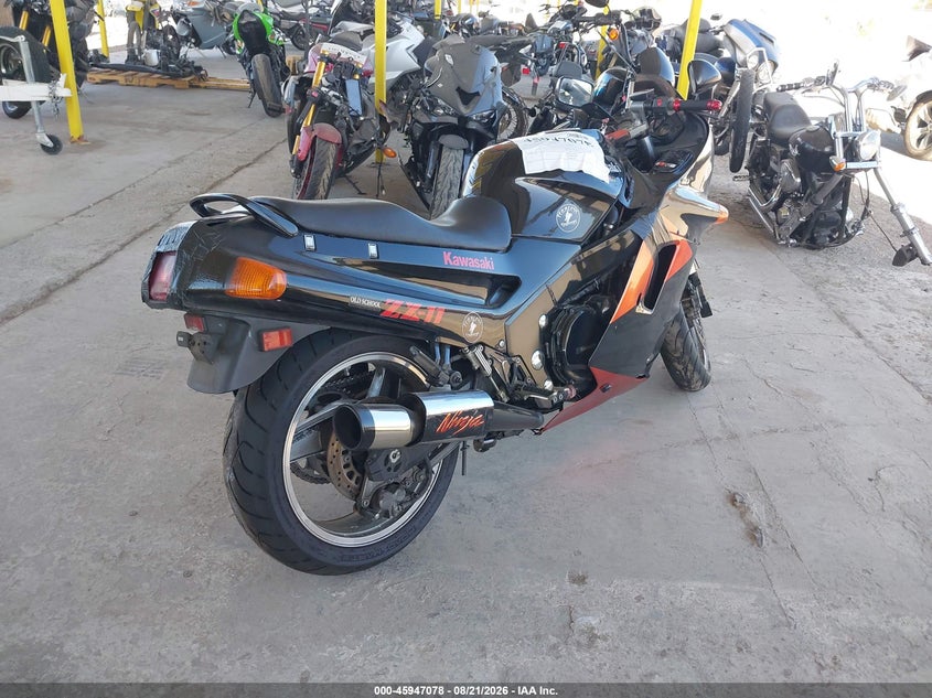 1992 KAWASAKI ZX1100 auction photo 4