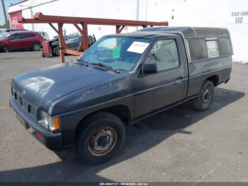 1993 NISSAN TRUCK auction photo 2