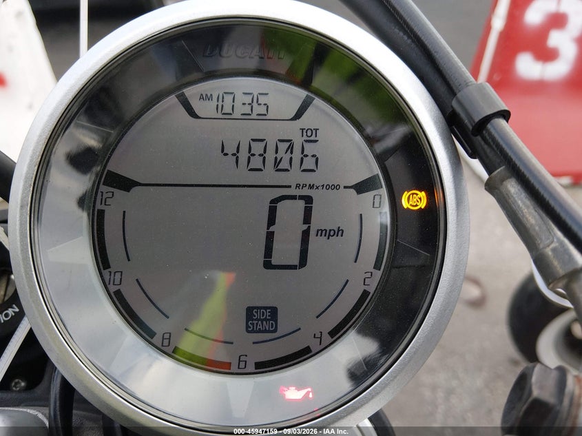 DUCATI SCRAMBLER 2015