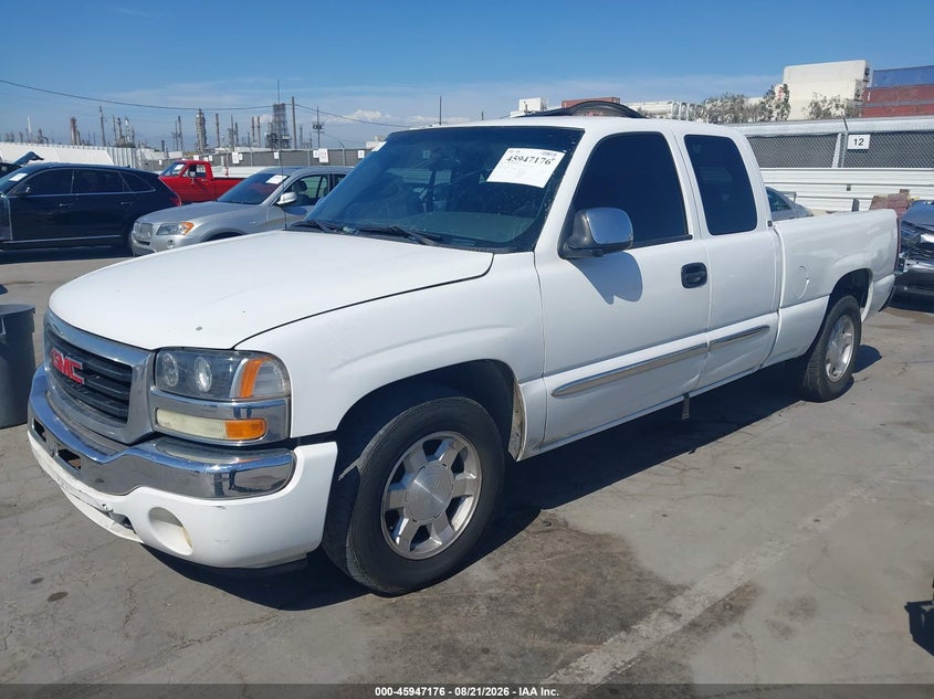 2006 GMC Sierra, Theft Recovery, IAAI, VIN 1GTEC19Z46Z225627 — photo 2