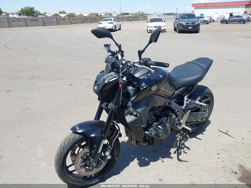 YAMAHA MT09 2022