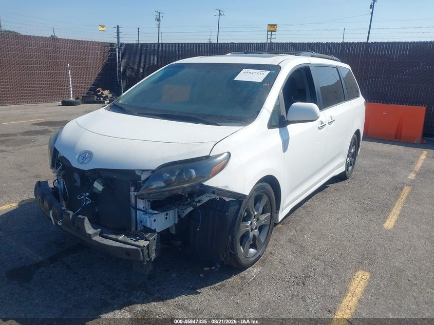 Vin: 5tdxk3dc8gs697732, lot: 46446507, toyota sienna se premium 8 passenger 20162