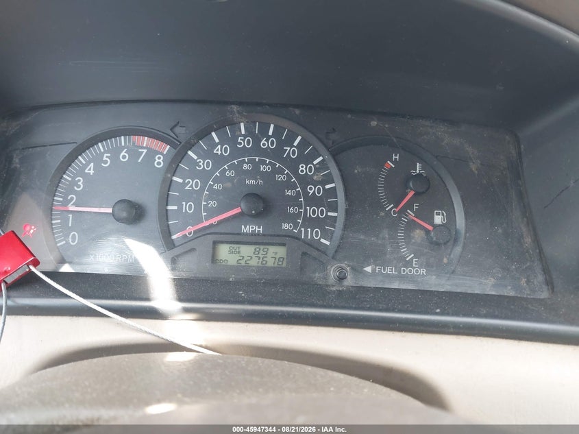 2005 TOYOTA COROLLA auction photo 7