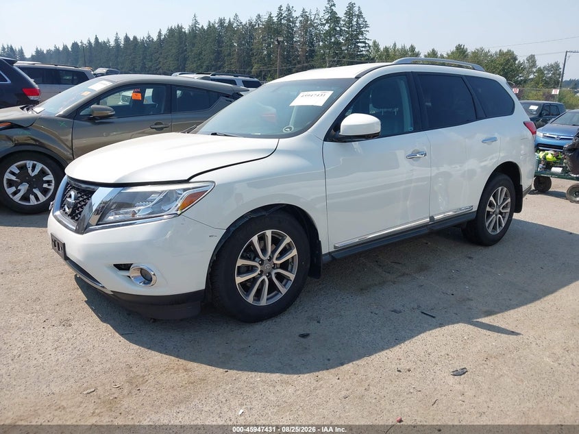 2015 Nissan Pathfinder, Right Side, IAAI, VIN 5N1AR2MN1FC676696 — photo 2