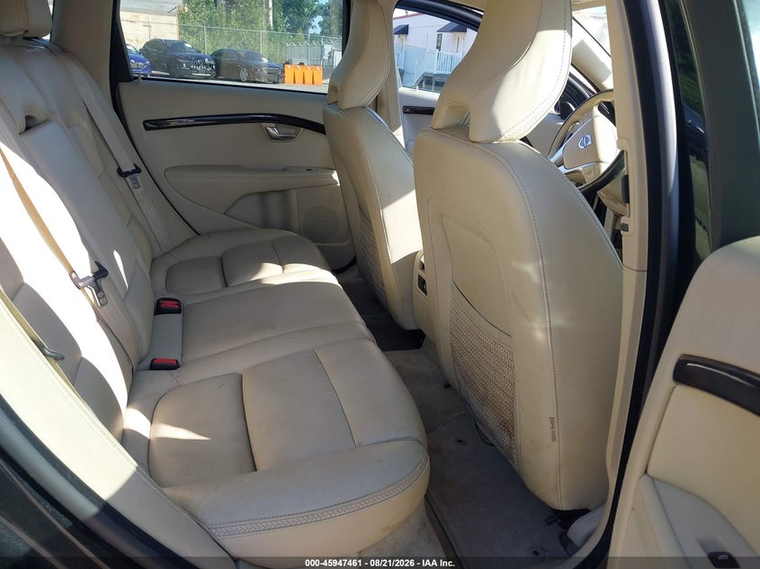VOLVO XC70 2015 VIN YV4902NK9F1212036