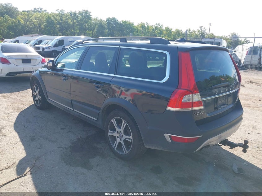 2015 VOLVO XC70 auction photo 3