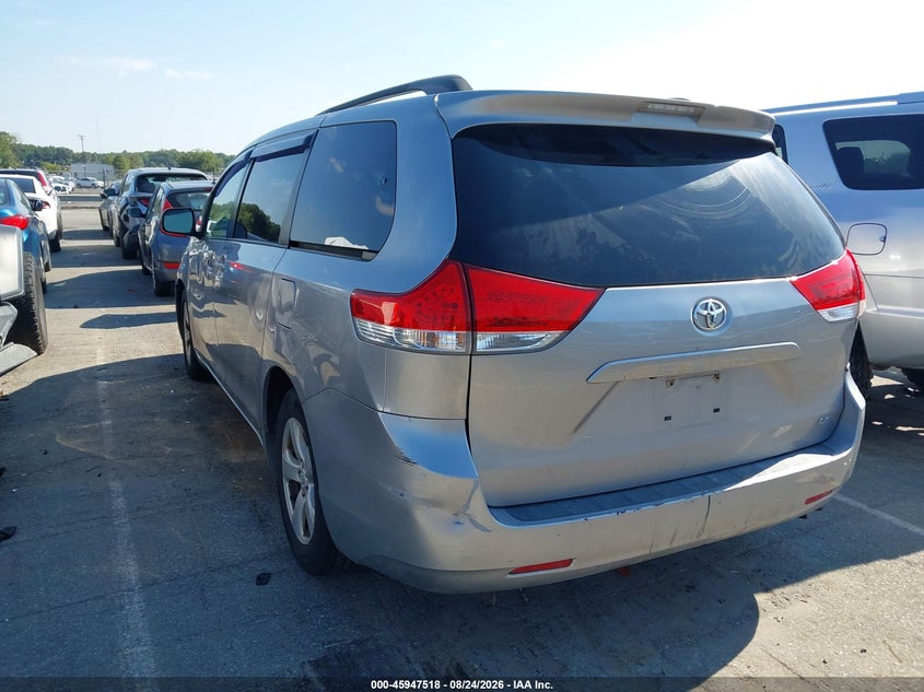 TOYOTA SIENNA 2011 VIN 5TDKK3DC2BS036779