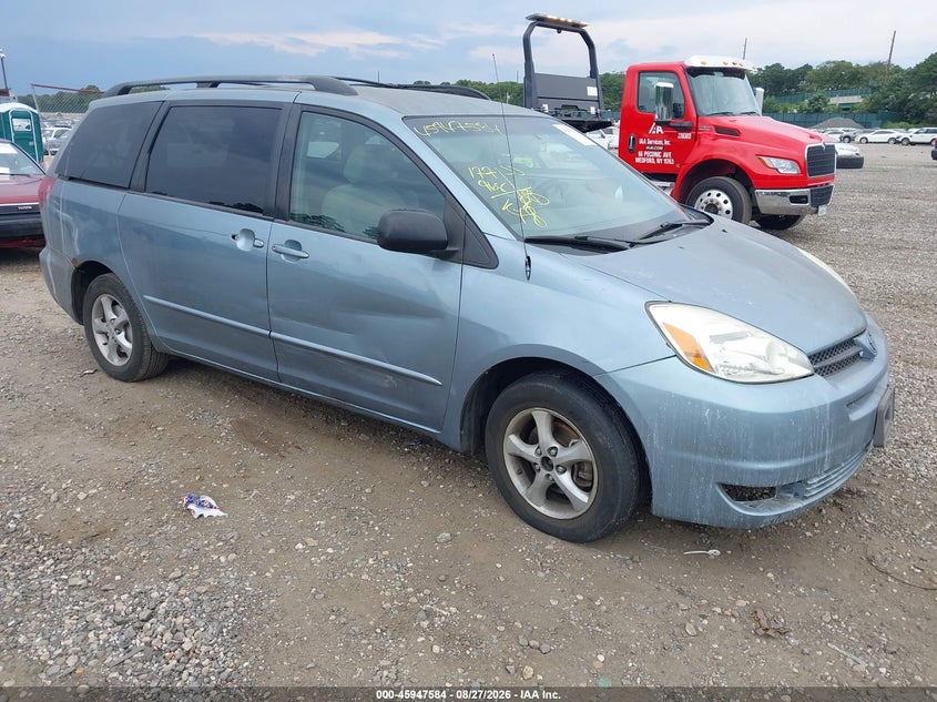 2005 TOYOTA SIENNA auction photo 1
