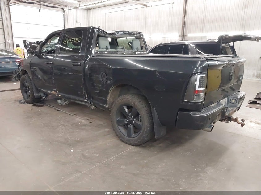 Vin: 1c6rr7tt2js125896, lot: 46446757, ram 1500 big horn  4x4 6'4 box 20183