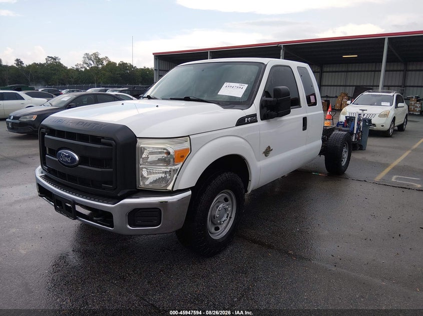 2013 FORD F-250 auction photo 2