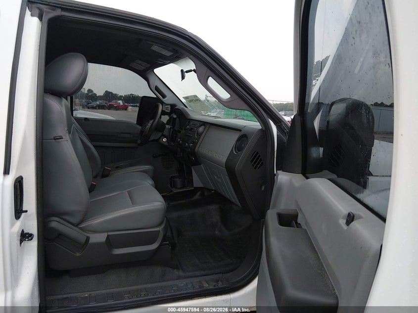 2013 FORD F-250 auction photo 5