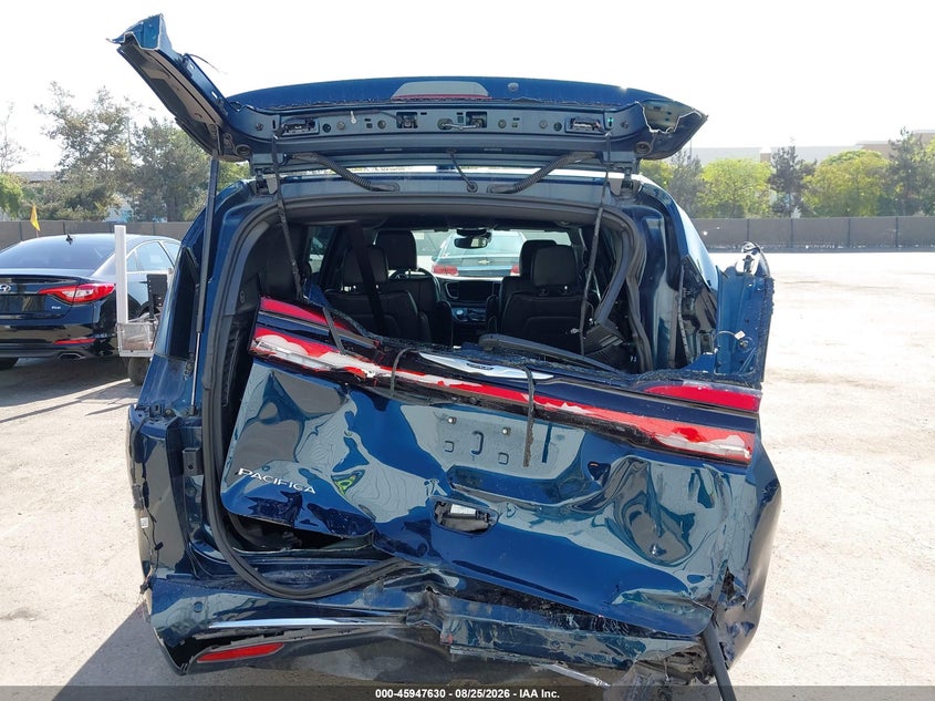 Фото 16 - CHRYSLER PACIFICA