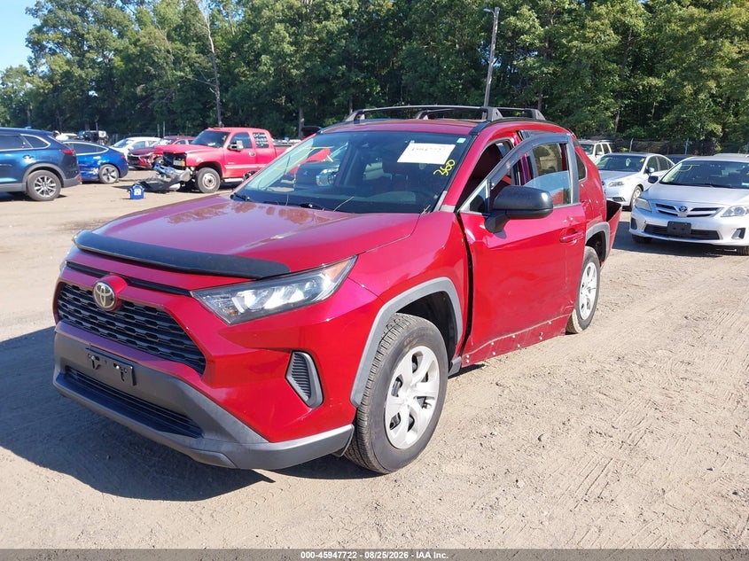 2019 Toyota Rav4 Le, Rear, IAAI, VIN 2T3H1RFV4KW036568 — photo 2