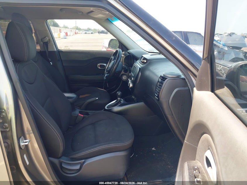 2019 KIA SOUL auction photo 5