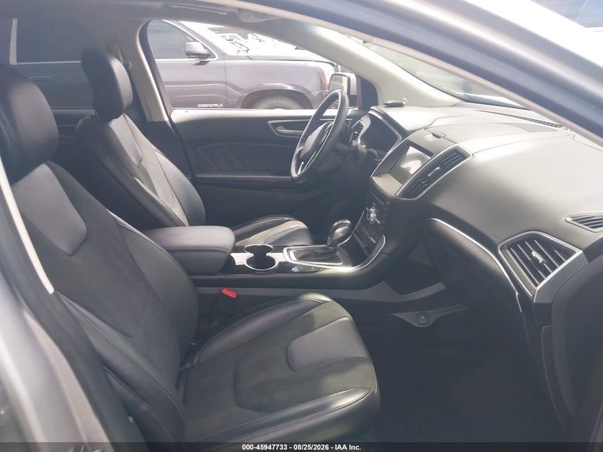2017 FORD EDGE auction photo 5