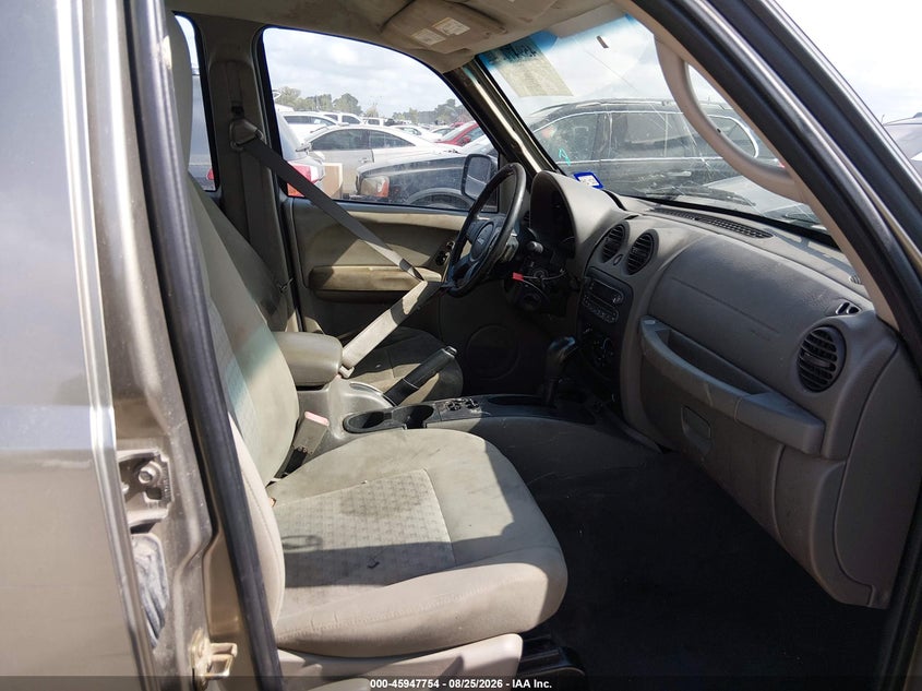 2006 JEEP LIBERTY auction photo 5