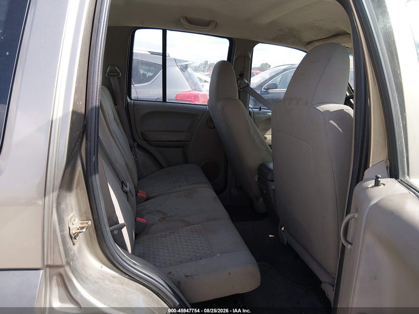 2006 JEEP LIBERTY auction photo 8