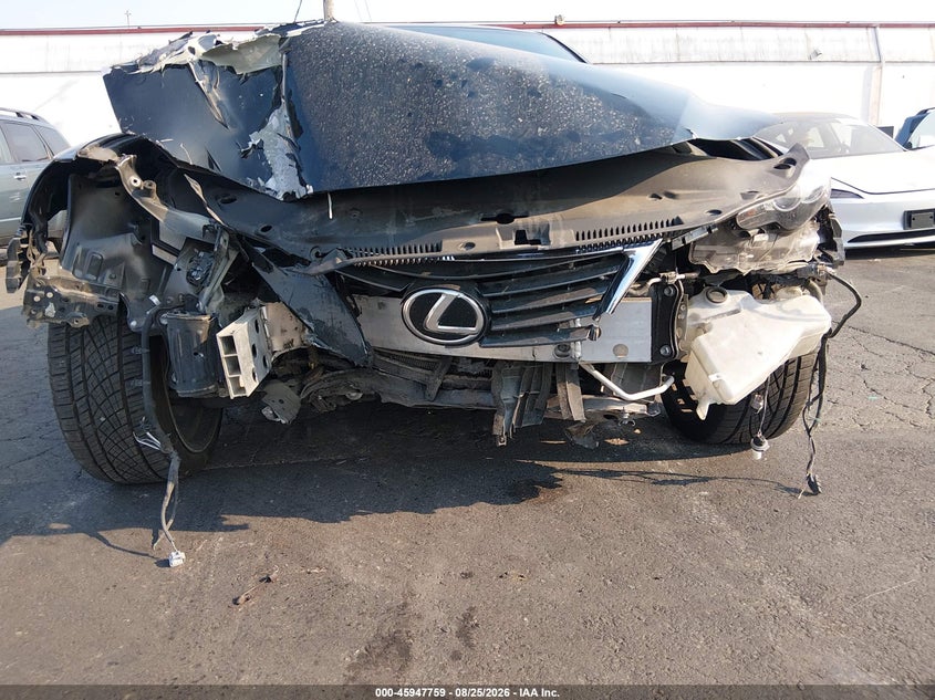 2015 LEXUS IS auction photo 6