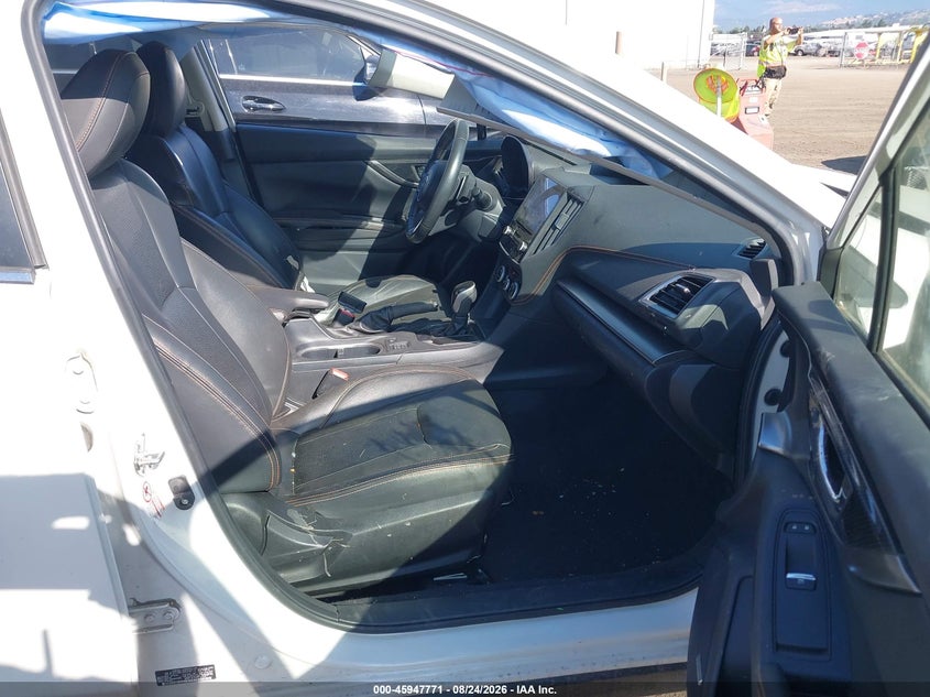 2019 SUBARU CROSSTREK auction photo 5