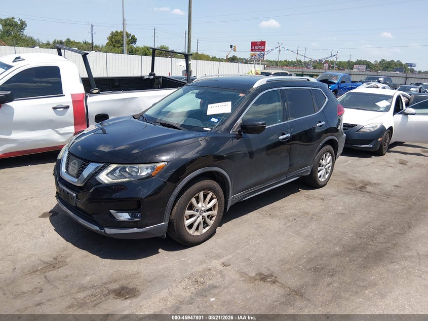 2017 Nissan Rogue, Right Front, IAAI, VIN 5N1AT2MV5HC842478 — photo 2