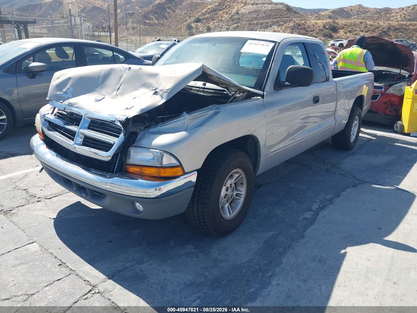 2000 Dodge Dakota, Front End, IAAI, VIN 1B7GL22X6YS653959 — photo 2
